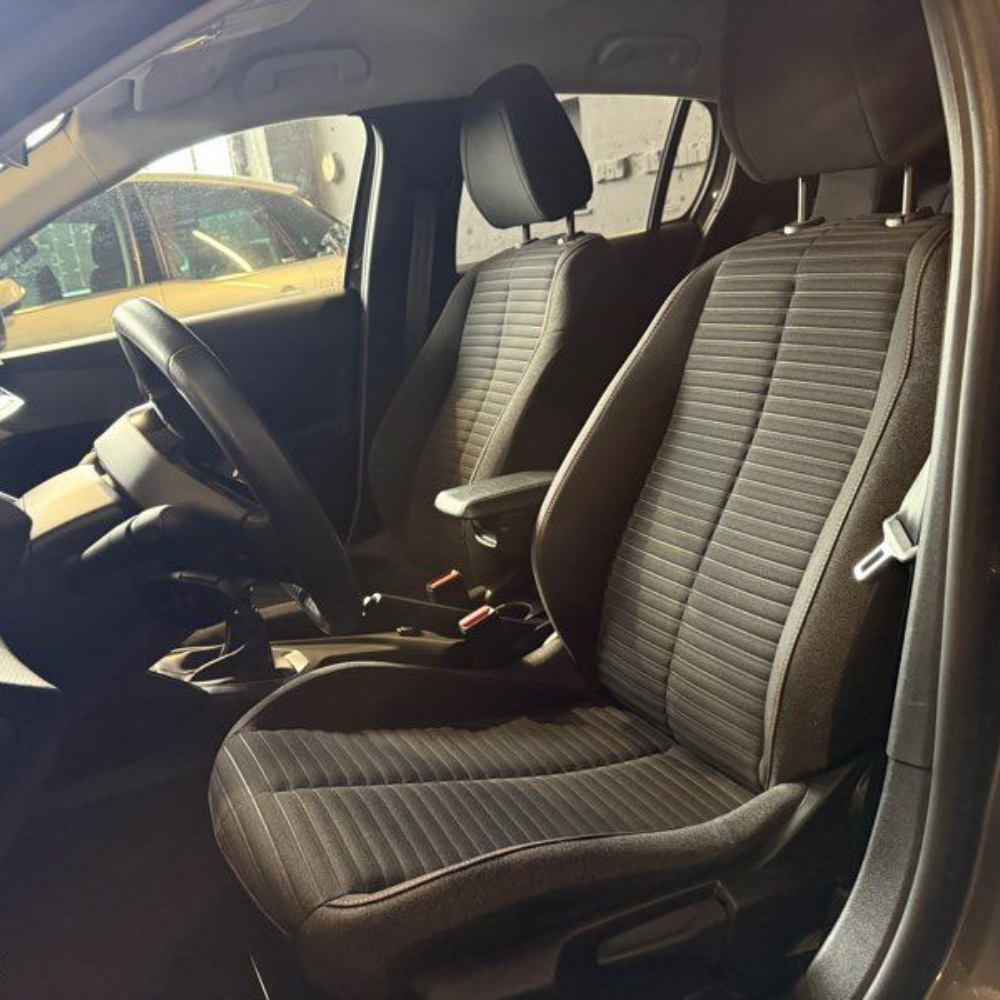 Peugeot 208 II 1.5 BlueHDI 100 ch Allure – 2023 – 45 000 km – 6 Vitesses – CarPlay – Carnet d’entretien complet – Reprises possibles