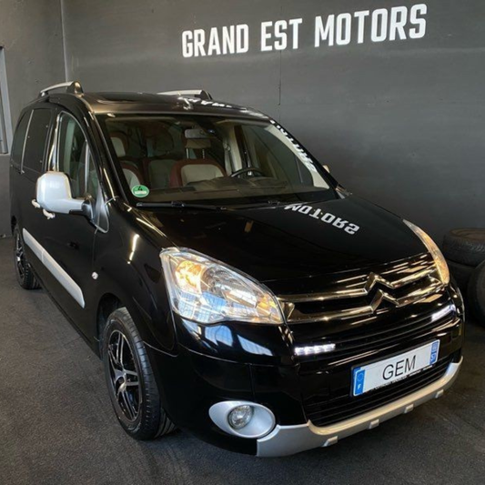 Citroën Berlingo 1.6 HDI Silver Edition – 112 ch – 152 300 km – Suivi d’entretien complet – Distribution à jour – Attelage – Toit panoramique – Garantie