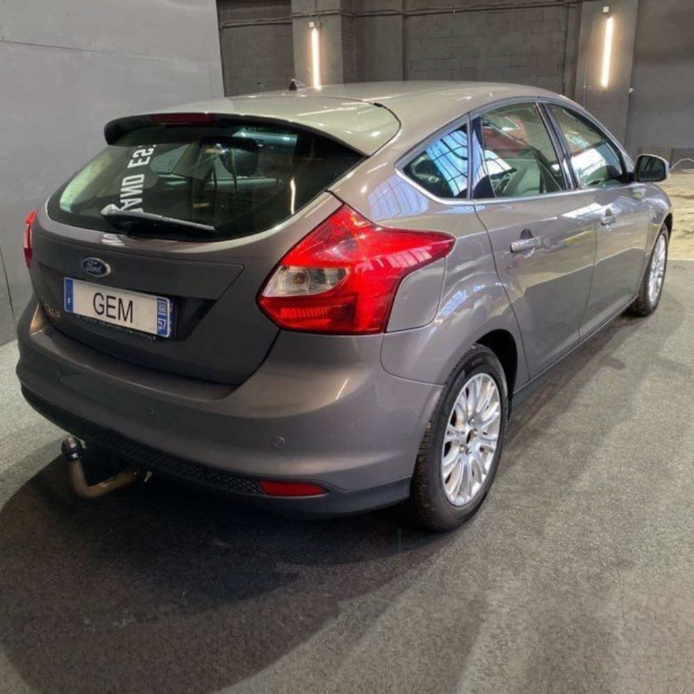 Ford Focus 1.6 TDCI Titanium – 115 ch – Carnet d’entretien complet – Attelage – Bluetooth – Climatisation bizone – 149 349 km – Garantie