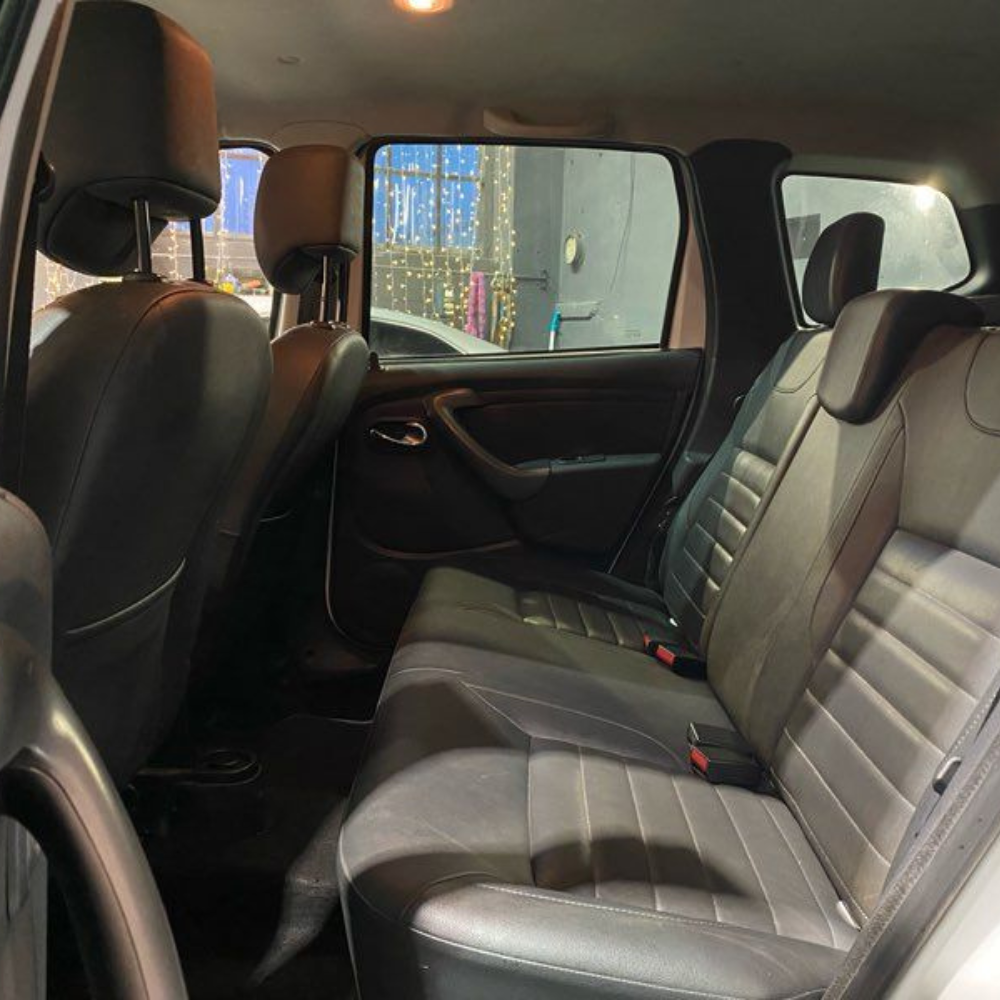 Dacia Duster 1.5 dCi Prestige – 110 ch – GPS – Bluetooth – Attelage – Sièges chauffants – Radar de stationnement – 164 880 km
