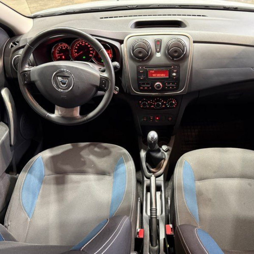 Dacia Logan MCV 1.5 dCi Célébration – 90 ch – Régulateur – Attelage – Bluetooth – Climatisation – 73 270 km – Garantie