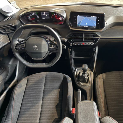 Peugeot 208 II 1.5 BlueHDI 100 ch Allure – 2023 – 45 000 km – 6 Vitesses – CarPlay – Carnet d’entretien complet – Reprises possibles